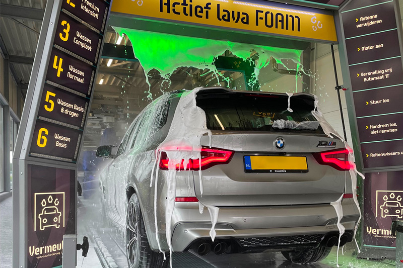 Volautomatisch je auto wassen in IJsselmuiden